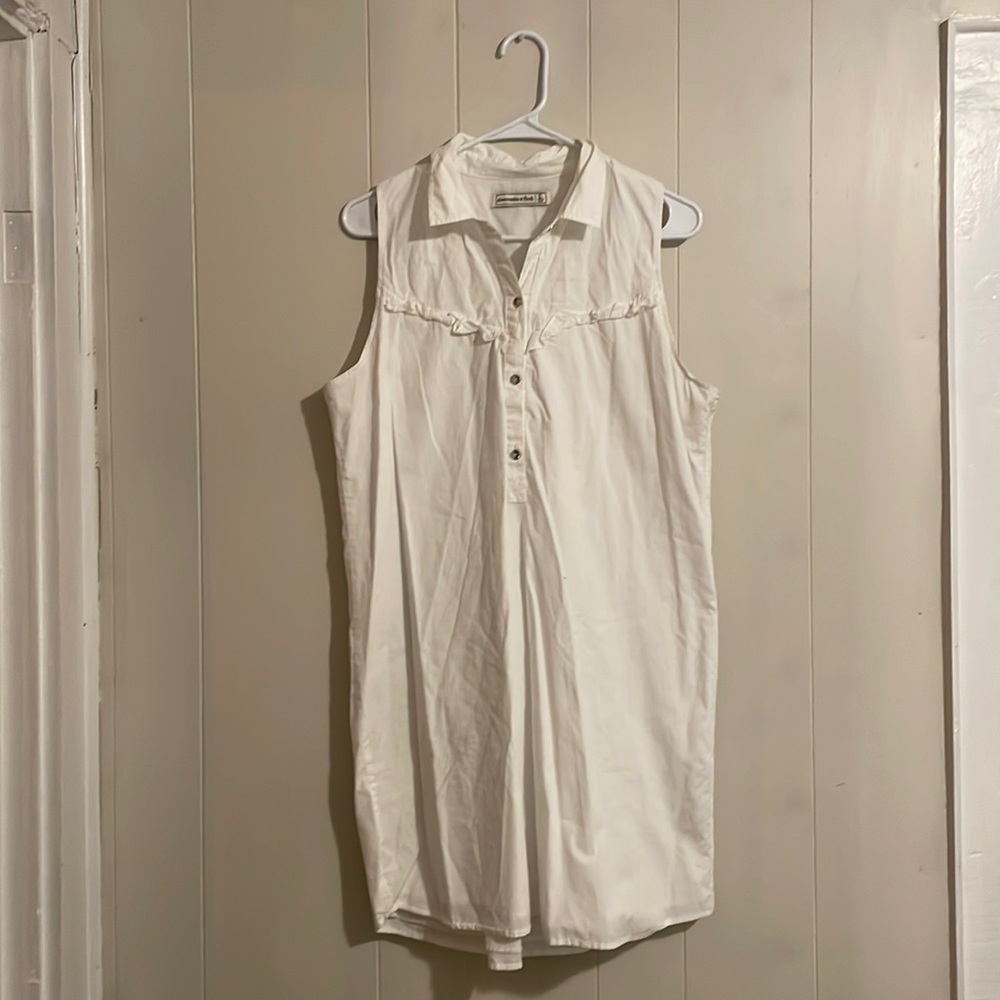 Abercrombie & Fitch | white shirt dress with ruffle | LARGE | lightly worn